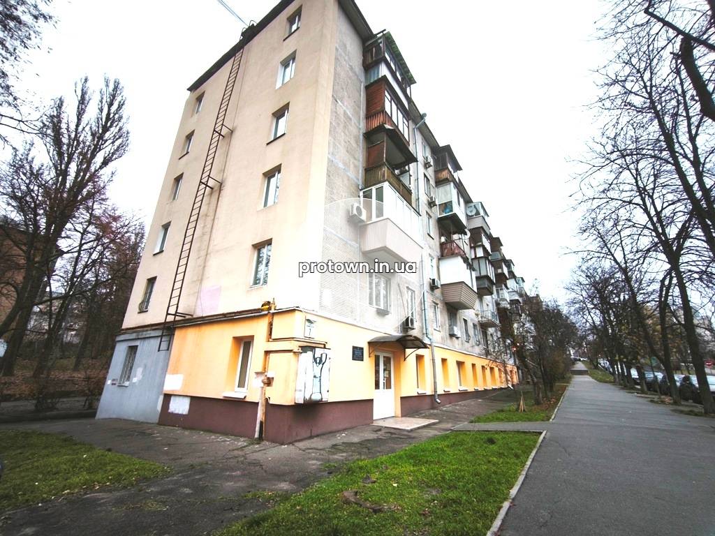Продаж 1-кімнатної квартири на вул. Приймаченко 7, м. Печерська/Звіринецька.